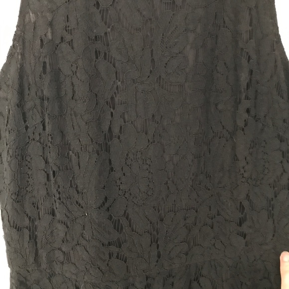 NWT Darling Mock Neck Lace Dress - Picture 3 of 4